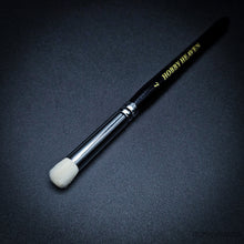 Load image into Gallery viewer, Hobby Heaven 6-Piece Dry Brush Set – XS to XXL Miniature Painting Brushes - ModelBricks