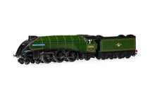 Load image into Gallery viewer, Hornby TT:120 TT1002M The Easterner Train Set