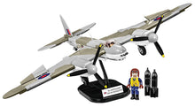 Load image into Gallery viewer, De Havilland DH-98 Mosquito brick plane model - COBI 5735 - 710 bricks - ModelBricks