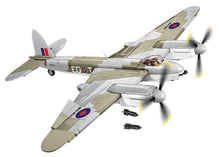 Load image into Gallery viewer, De Havilland DH-98 Mosquito brick plane model - COBI 5735 - 710 bricks - ModelBricks