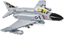 Load image into Gallery viewer, F-4 Phantom II brick plane model - COBI 5897 - 703 bricks