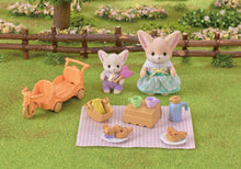 Load image into Gallery viewer, Sylvanian Families Sunny Picnic Set Fennec Fox Sister & Baby Ages 3+