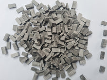 Load image into Gallery viewer, 1:35th Scale 250 Grey Stone Wall Blocks - ModelBricks