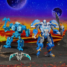 Load image into Gallery viewer, Transformers Legacy United - Star Raider Thundertron Action Figure - ModelBricks
