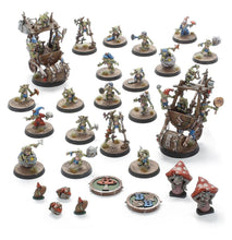 Load image into Gallery viewer, Snotling Blood Bowl Team – Crud Creek Nosepickers
