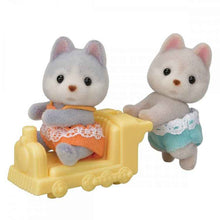 Load image into Gallery viewer, Sylvanian Families - Husky Twins - ModelBricks
