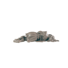 Load image into Gallery viewer, Corpse Female 4
