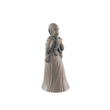 Load image into Gallery viewer, Half Orc Mother - ModelBricks
