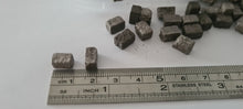 Charger l'image dans la galerie, 1:35 Scale Diorama Building War Gaming Grey Stone Blocks Bricks 8mm L 5mm W x 5mm H - ModelBricks
