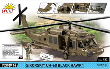 Load image into Gallery viewer, Sikorsky UH-60 Black Hawk helicopter brick model - COBI 5906 - 928 bricks - ModelBricks
