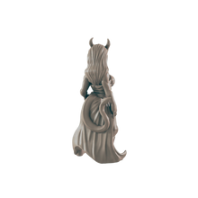 Load image into Gallery viewer, Demonkin Female Courtesan
