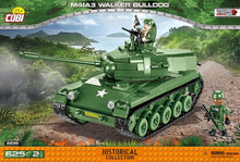 Load image into Gallery viewer, M41A3 Walker Bulldog tank brick model - COBI 2239 - 625 bricks
