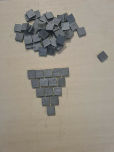 400 Square Paving Slabs - 1:35th Scale - Grey - ModelBricks