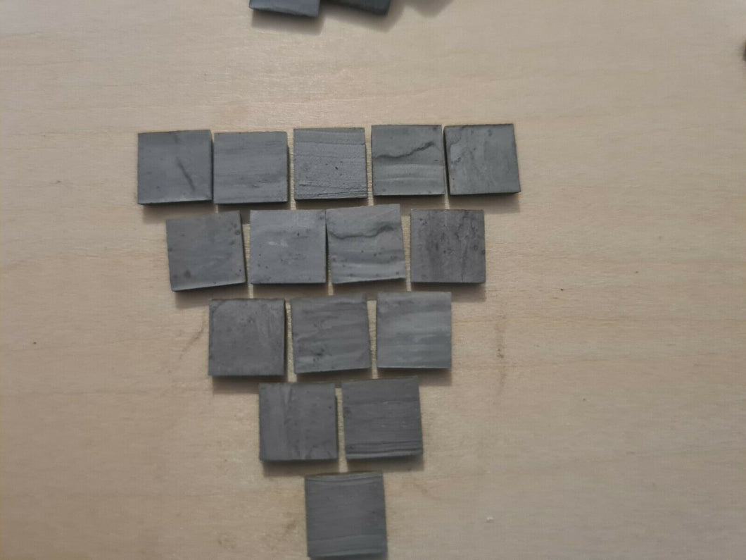 400 Square Paving Slabs - 1:35th Scale - Grey - ModelBricks