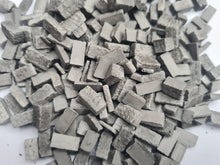 Load image into Gallery viewer, 1:35th Scale 250 Grey Stone Wall Blocks - ModelBricks
